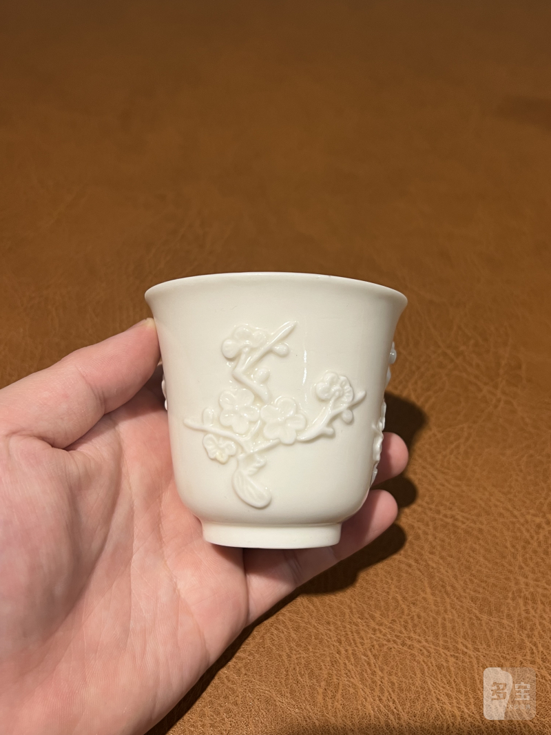 十七世纪 德化模印梅花纹仰钟杯 - 图4